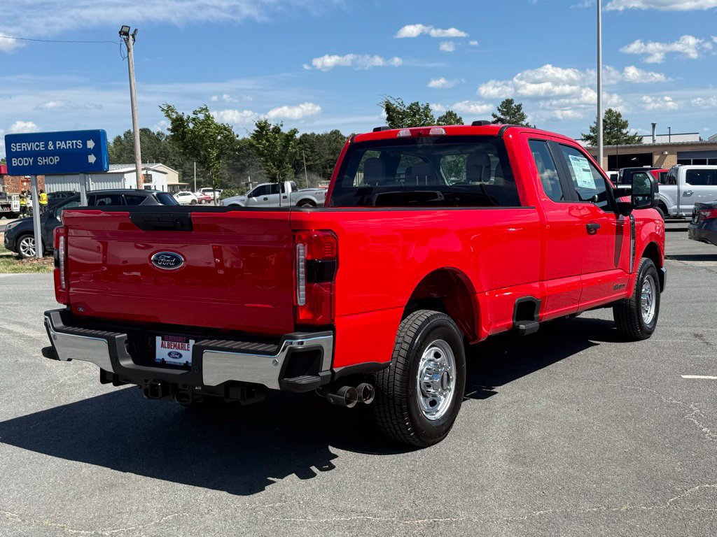 New 2025 Ford F250 XL w/ 360-Degree Camera Package RWD image 3