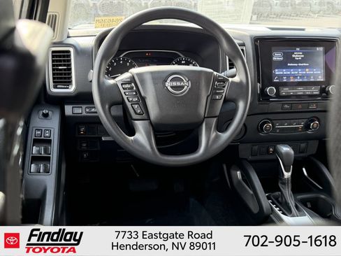 Used 2023 Nissan Frontier SV w/ Technology Package RWD image 8