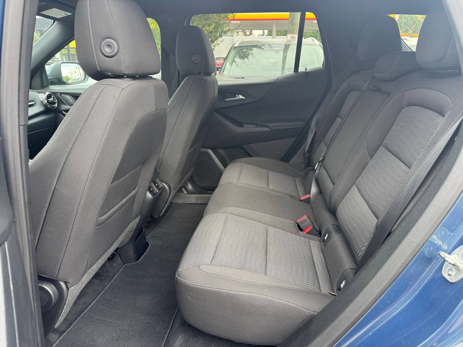 Used 2025 Chevrolet Equinox LT FWD image 26