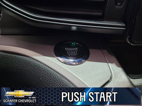 Used 2022 Ford Explorer XLT image 29