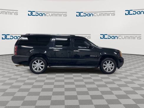 Used 2008 GMC Yukon XL Denali AWD/4WD image 9