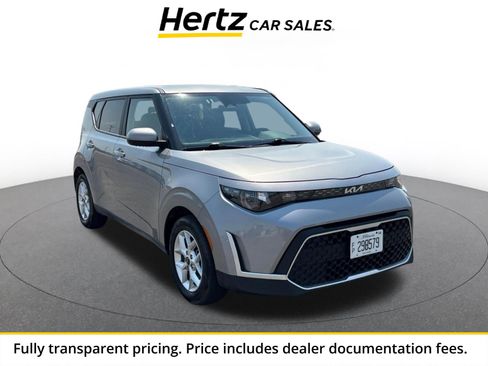 Used 2025 Kia Soul LX w/ LX Technology Package FWD image 1