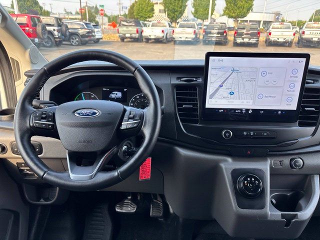 Used 2023 Ford E-Transit Medium Roof RWD image 17