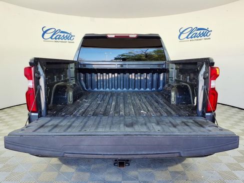 Used 2021 Chevrolet Silverado 1500 Custom image 5