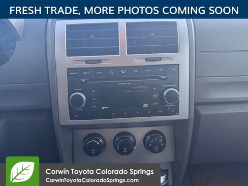 Used 2007 Dodge Nitro SXT image 13