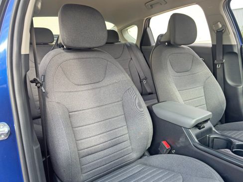 Used 2025 Kia K4 EX FWD image 31
