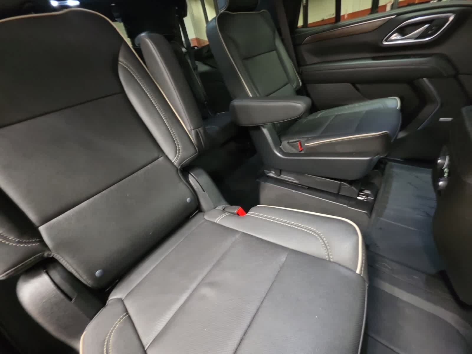 Used 2023 Chevrolet Tahoe Premier w/ Max Trailering Package AWD/4WD image 23