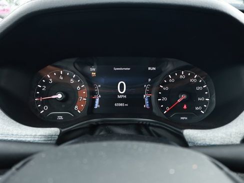 Used 2024 Jeep Compass Latitude AWD/4WD image 9