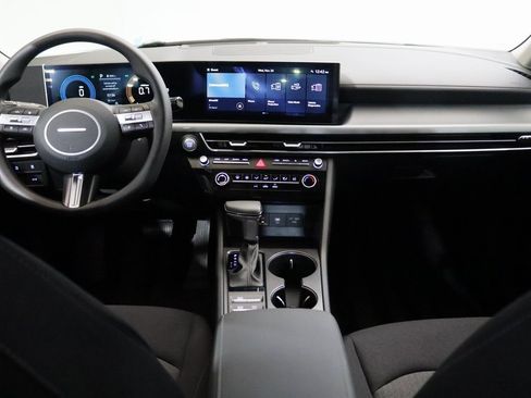 Used 2025 Hyundai Sonata SE image 16