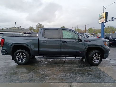 Used 2022 GMC Sierra 1500 AT4 AWD/4WD image 5