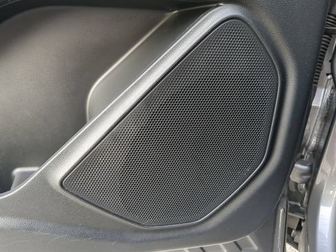 Certified 2021 Ford Explorer XLT RWD image 57