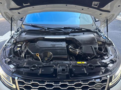 Used 2020 Land Rover Range Rover Evoque SE AWD/4WD image 11