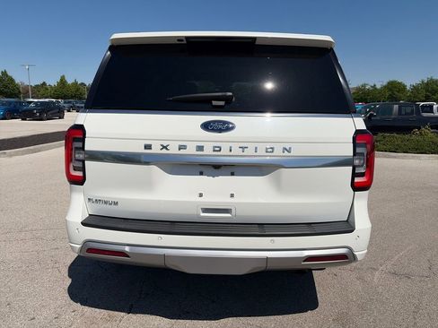 Used 2022 Ford Expedition Platinum AWD/4WD image 6