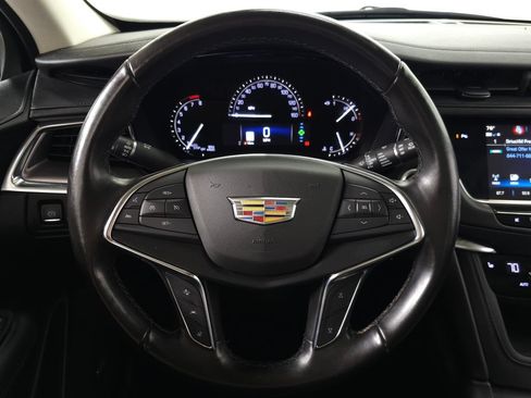 Used 2019 Cadillac XT5 Luxury AWD/4WD image 18