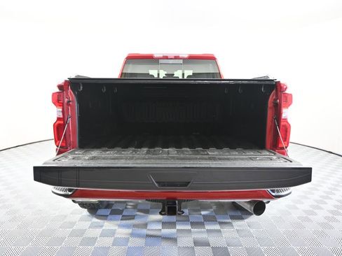 Used 2024 Chevrolet Silverado 3500 High Country w/ High Country Premium Package AWD/4WD image 6