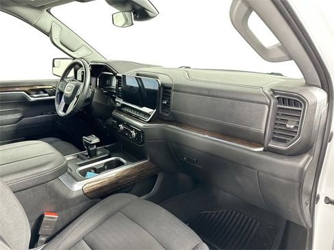Used 2023 GMC Sierra 1500 Elevation image 28