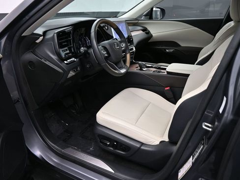 Used 2023 Lexus RX 350 Premium w/ Accessory Package (Z1) FWD image 2