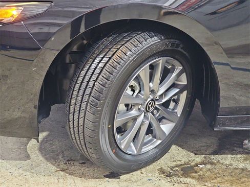 New 2025 MAZDA MAZDA3 s image 32