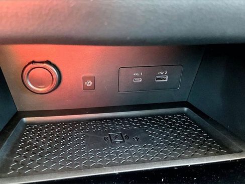 Used 2023 Nissan Pathfinder SL w/ Lighting Package (N92) image 29