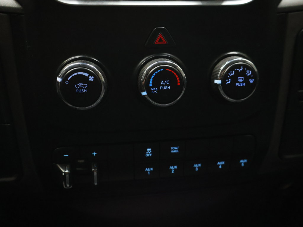 Used 2016 RAM 2500 Tradesman RWD image 23
