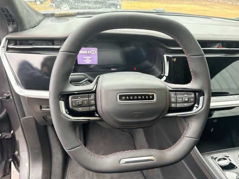 Used 2024 Jeep Wagoneer Launch Edition image 16