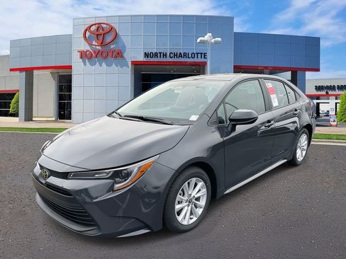 New 2026 Toyota Corolla LE image 5