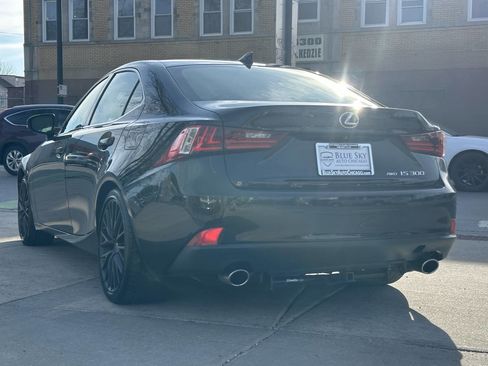 Used 2016 Lexus IS 300 AWD w/ Navigation System Package image 7