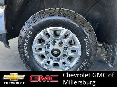 Used 2020 Chevrolet Silverado 2500 LT w/ All Star Edition image 11