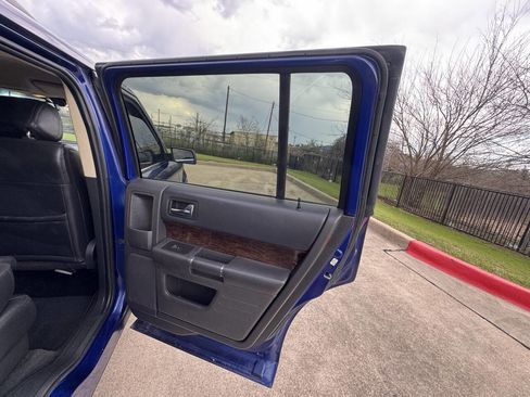 Used 2014 Ford Flex Limited image 24