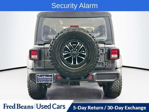 Used 2024 Jeep Wrangler Sport AWD/4WD image 7