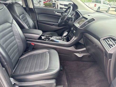 Used 2017 Ford Edge SEL w/ Equipment Group 201A AWD/4WD image 52
