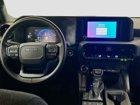 Used 2024 Toyota Land Cruiser image 19