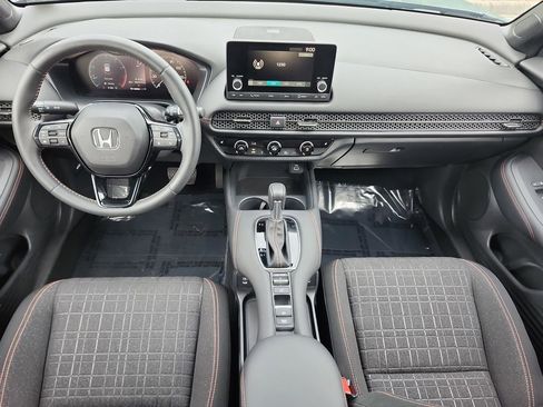 Used 2024 Honda HR-V Sport image 16