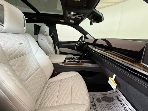 New 2026 Cadillac Escalade ESV Platinum Sport image 37
