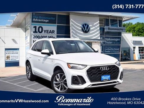 Used 2023 Audi Q5 2.0T Premium w/ Convenience Package AWD/4WD image 1