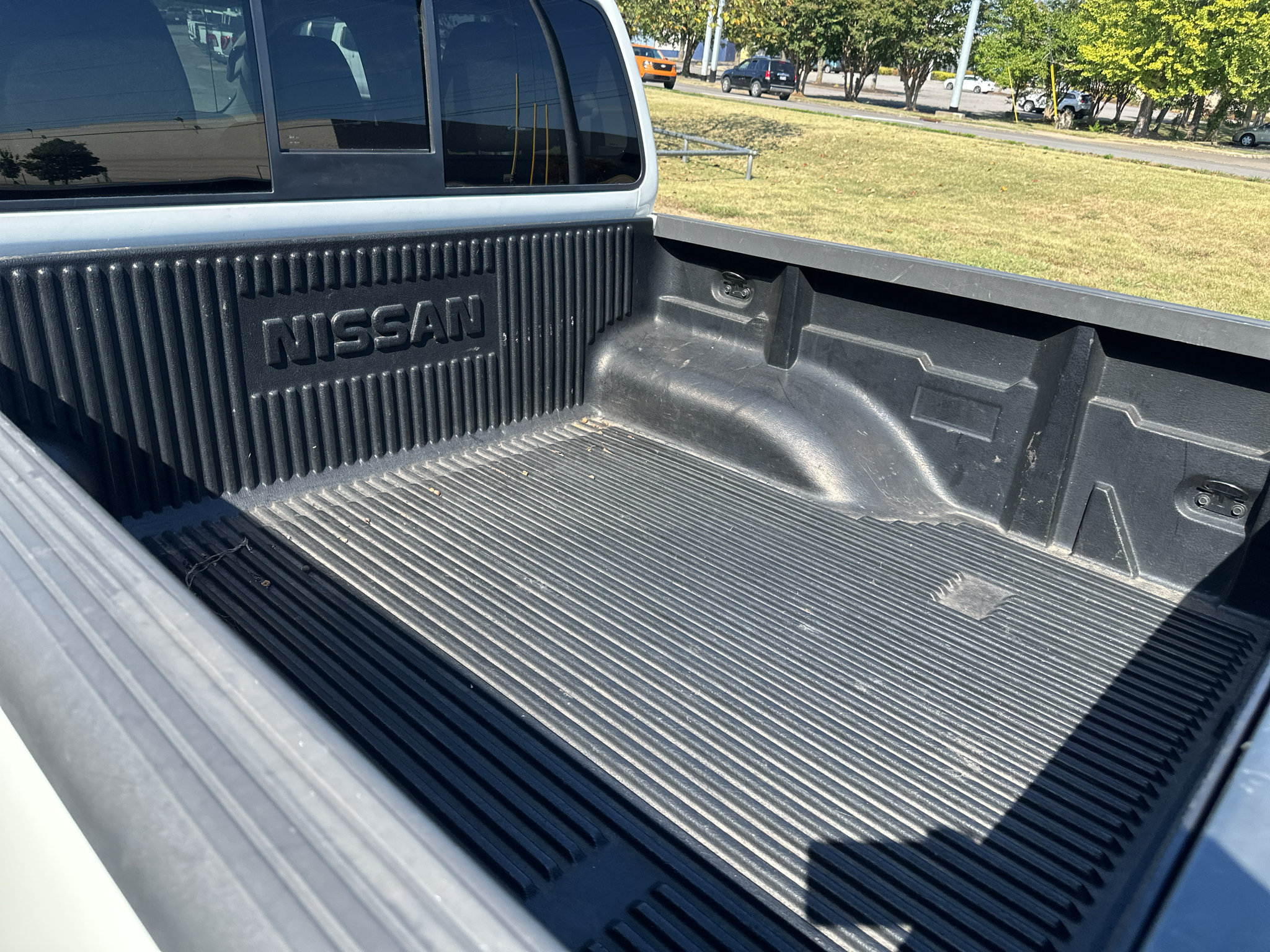 Used 2019 Nissan Frontier SV RWD image 13