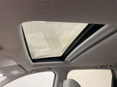 Certified 2025 Honda CR-V EX image 3