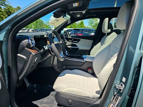 New 2026 Mercedes-Benz GLC 300 4MATIC image 16