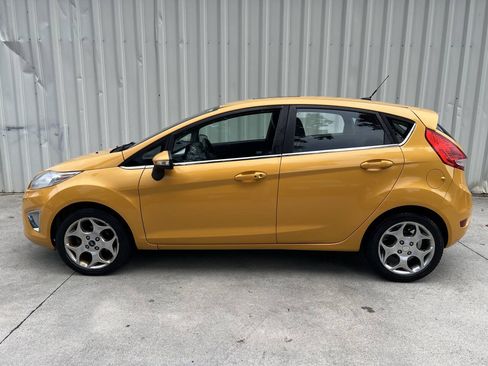 Used 2011 Ford Fiesta SES w/ 301A Rapid Spec Order Code FWD image 6