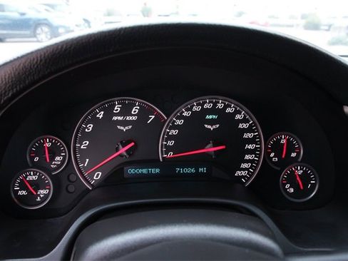 Used 2005 Chevrolet Corvette Coupe w/ Preferred Equipment Group image 22