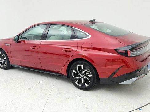 Used 2025 Hyundai Sonata SEL FWD image 5