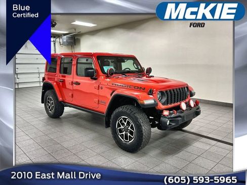 Used 2025 Jeep Wrangler Unlimited Rubicon AWD/4WD image 1