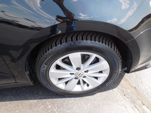 Used 2015 Volkswagen Jetta SE image 15