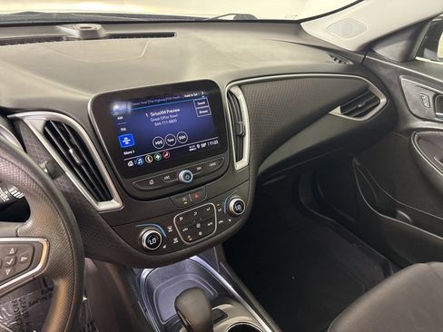 Used 2023 Chevrolet Malibu LT image 23