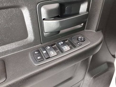 Used 2018 RAM 2500 Tradesman w/ Chrome Appearance Group AWD/4WD image 15