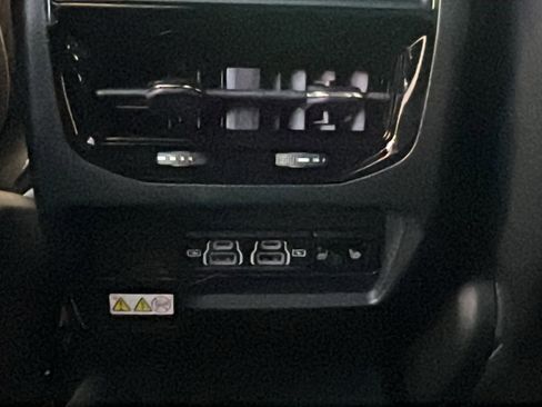 New 2025 Jeep Grand Cherokee Limited w/ Trailer Tow Package image 19