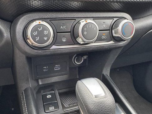 Used 2023 Nissan Kicks SV image 18