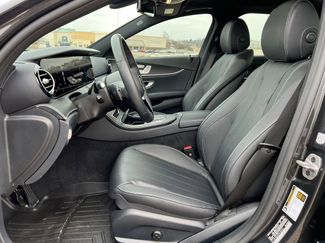 Used 2023 Mercedes-Benz E 350 4MATIC Sedan video 3