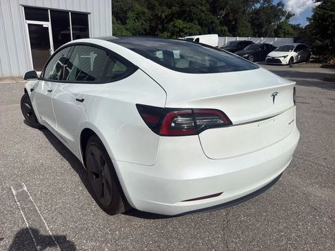 Used 2022 Tesla Model 3 Long Range AWD/4WD image 9