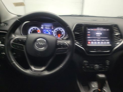 Used 2019 Jeep Cherokee Limited image 22